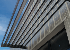 Komete : le brise-soleil architectural